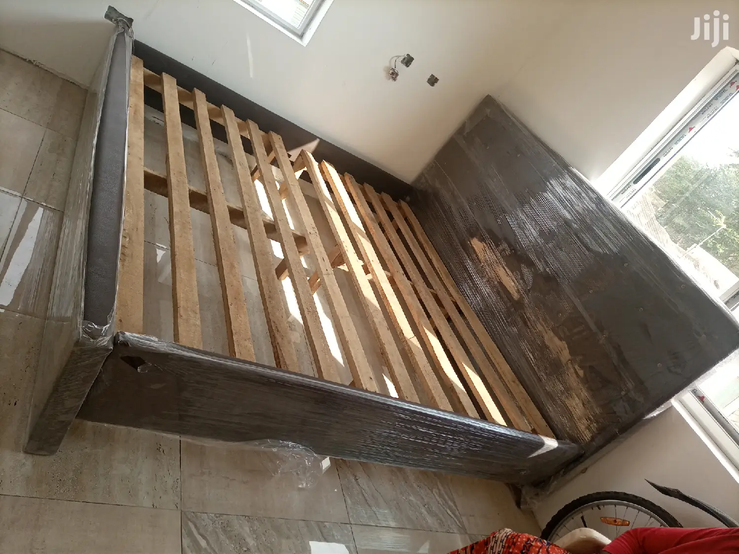 Qualiry King-Size Bed. Free Delivery
