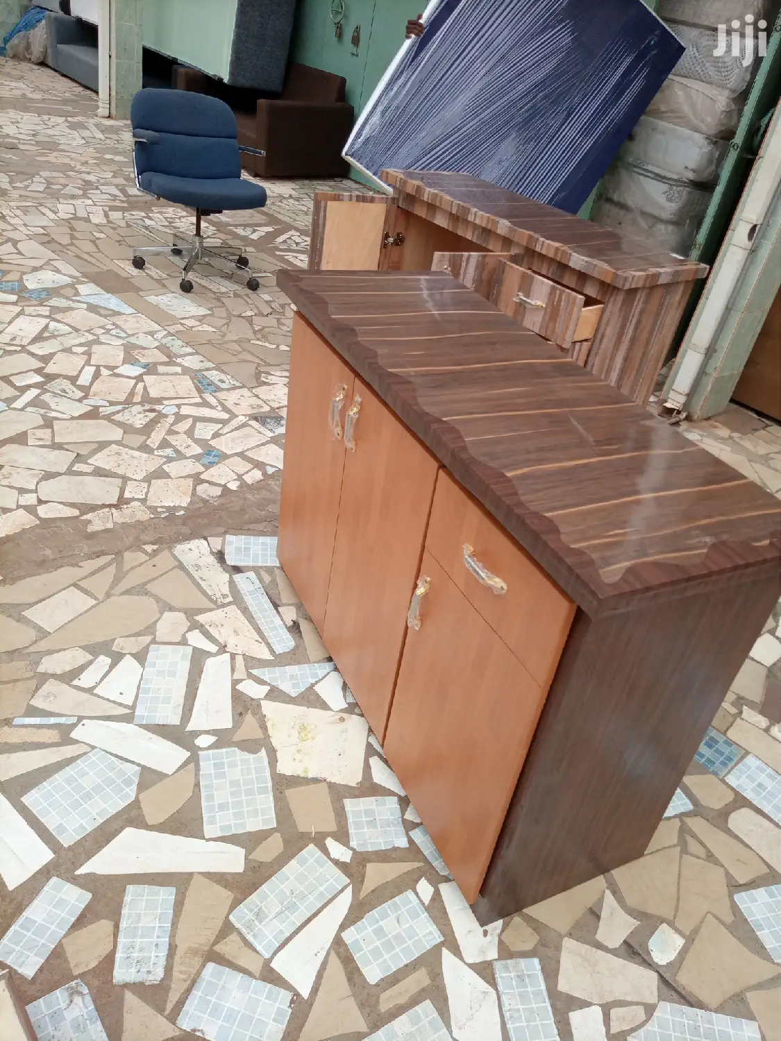 New Kitchen Cabinet . Free Delivery