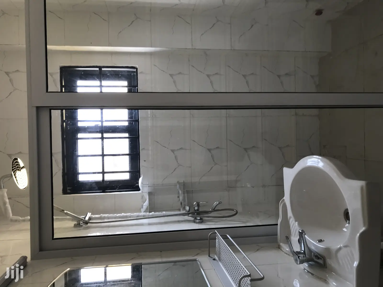 Executive 2 Bedrooms Apartment for Rent