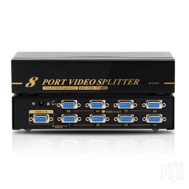 8-Port VGA Splitter (450mhz) VS138A