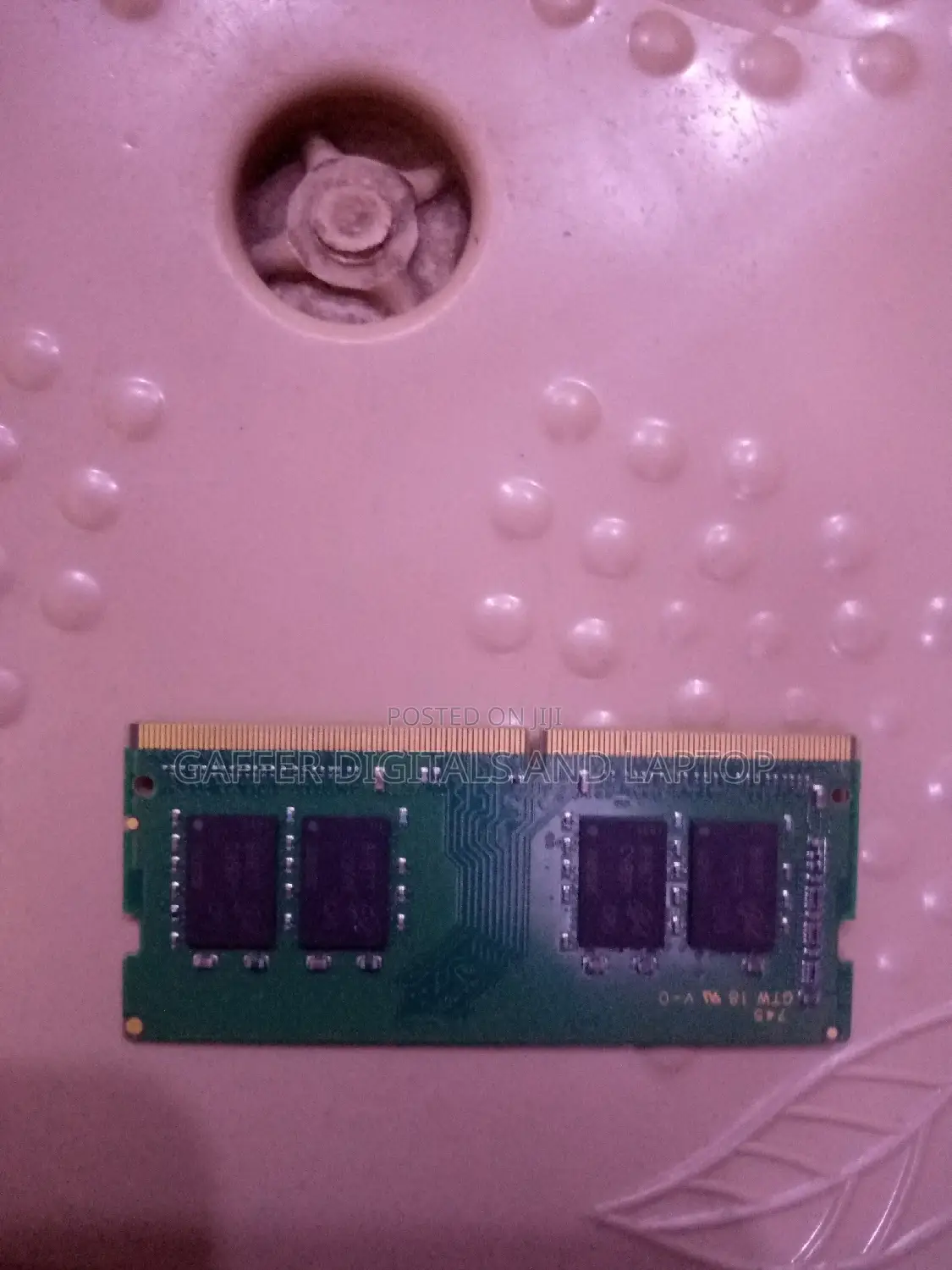 8GB Ddr4 Memory in Good Condition