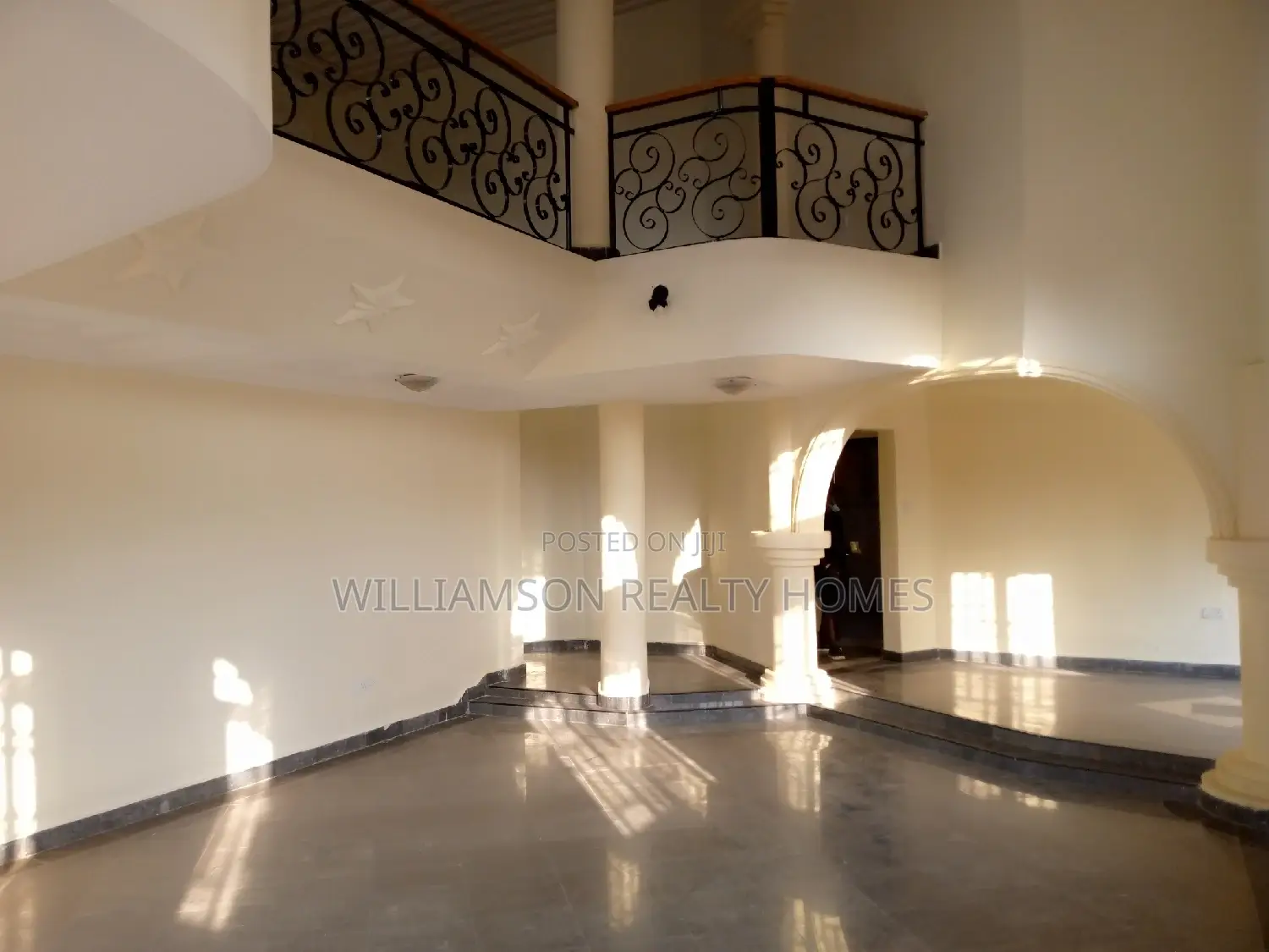 5bdrm House in Hfc Estate, Spintex for rent
