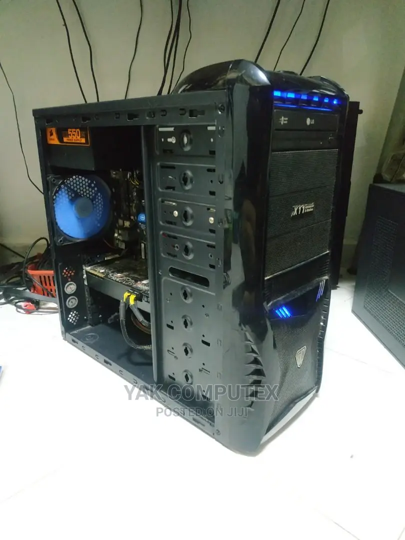 Desktop Computer Gigabyte GB-BNi7G4-950 8GB Intel Core I5 HDD 500GB