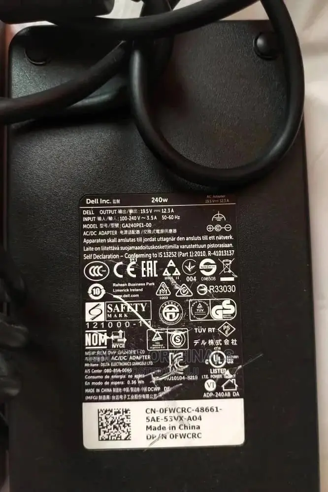 Dell Big Pin And Alienware 240wat Charger 19.5v 12.3a New