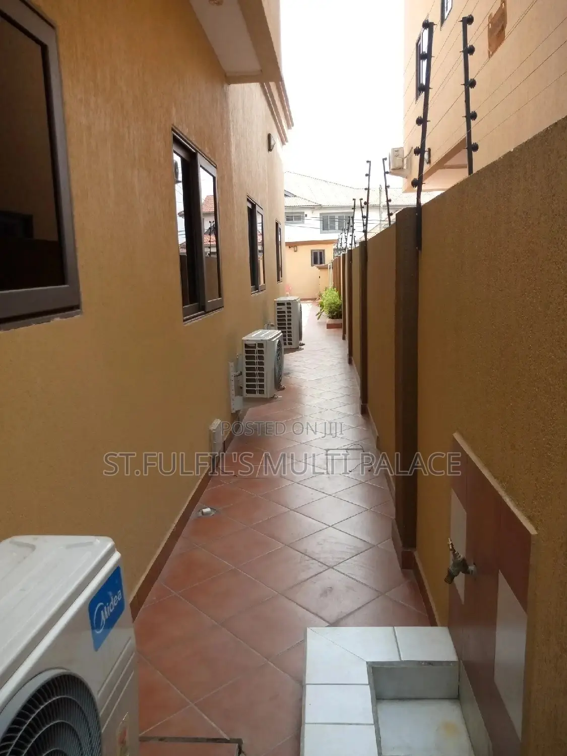 4bdrm House in East Legon for Rent
