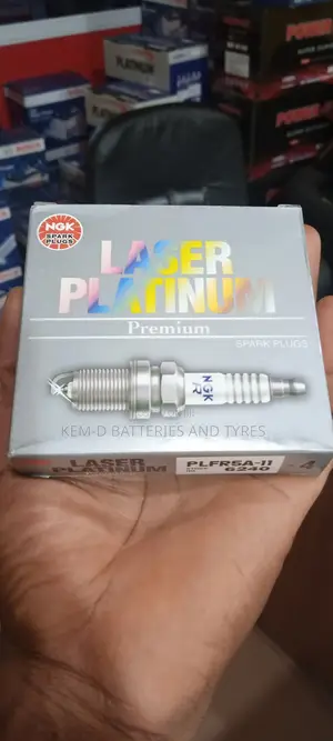 Ngk Spark Plug Plfr5a-11 ( 6240 )+ Delivery