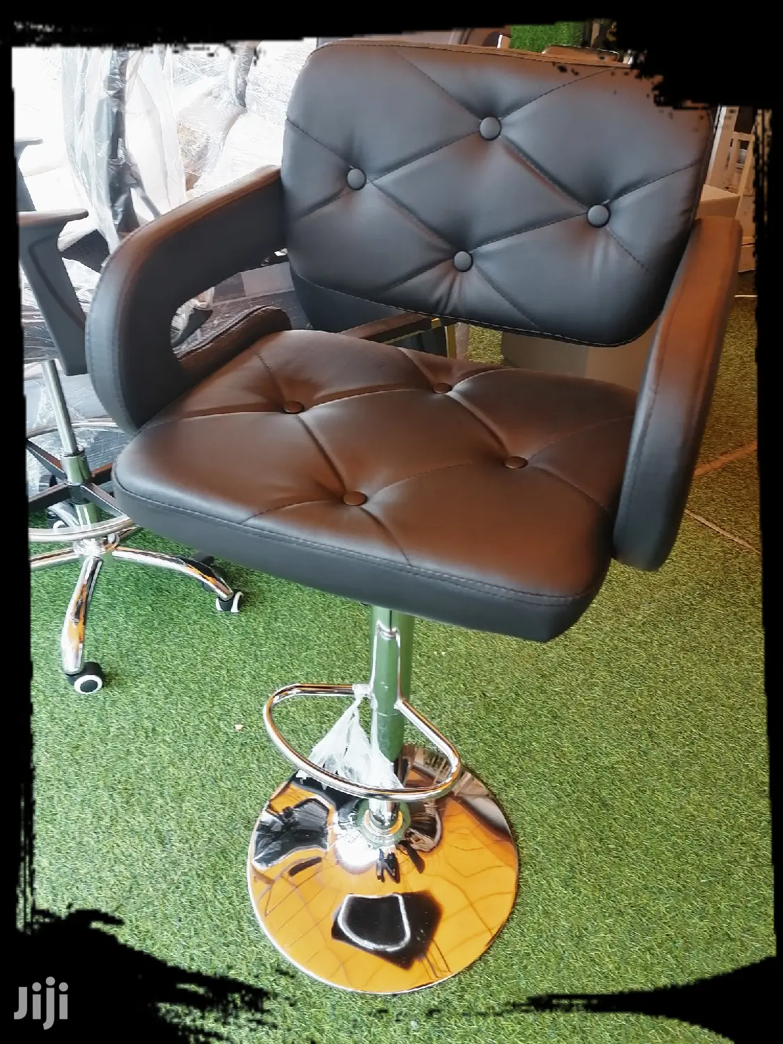 Exotic Comfort Bar Stool