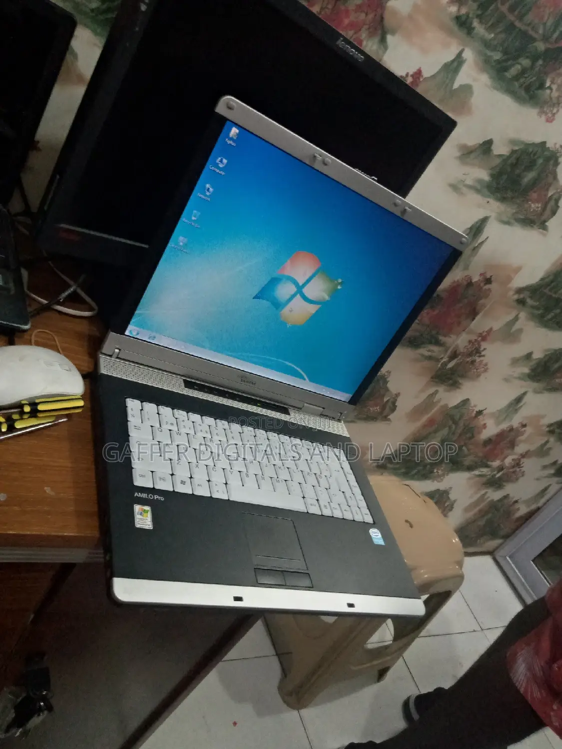 New Laptop Fujitsu Amilo Pi3525 2GB Intel Core 2 Duo HDD 160GB