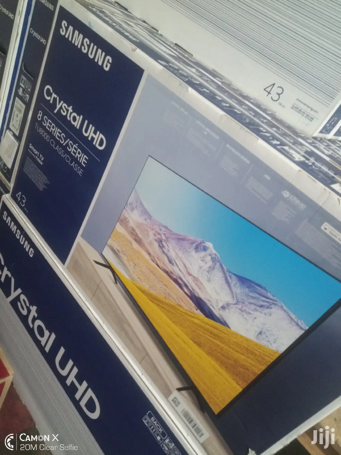 Samsung 43inchs Smart UHD + Bluetooth