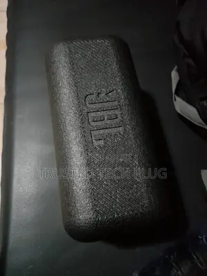 Original Black JBL Flip 5 From America for Sale