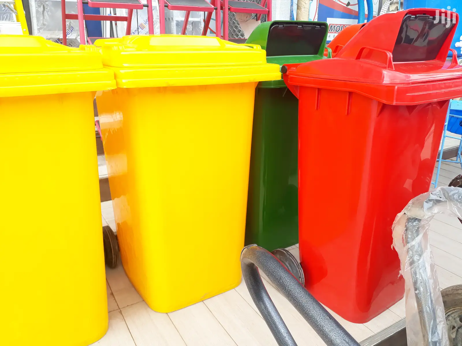 240l Dustbins/Trash Bin