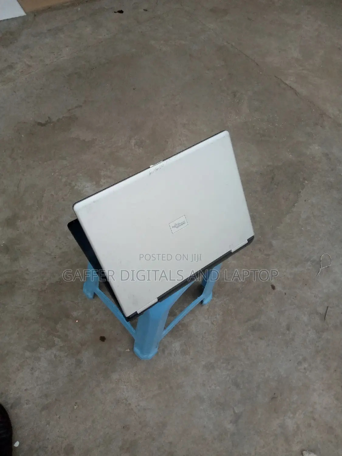 Laptop Fujitsu Amilo Pi3560 2GB Intel Core 2 Duo HDD 128GB
