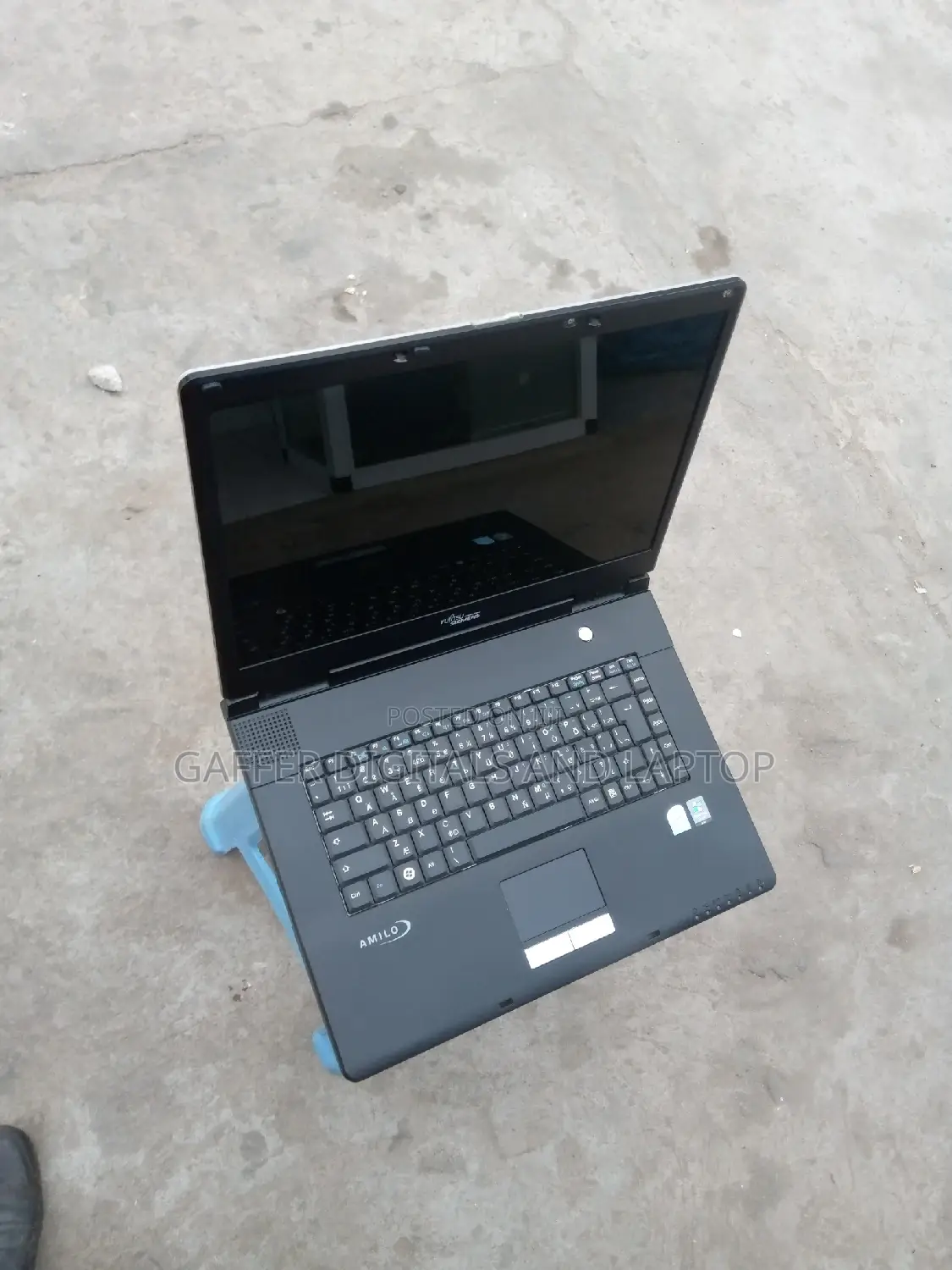 Laptop Fujitsu Amilo Pi3560 2GB Intel Core 2 Duo HDD 128GB