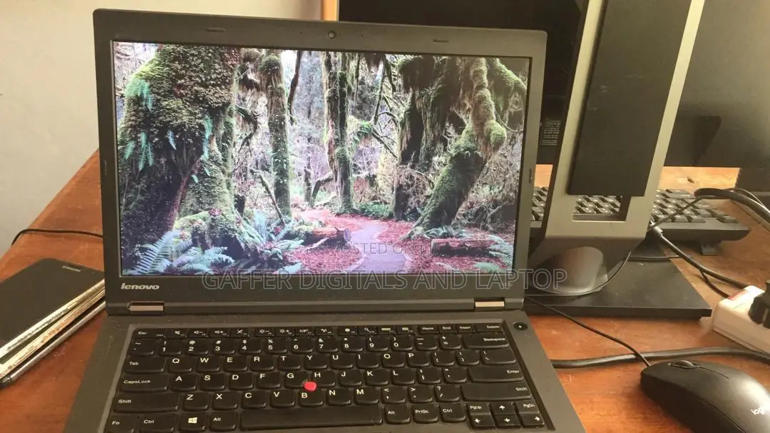 Laptop Lenovo ThinkPad T450 8GB Intel Core I5 HDD 640GB