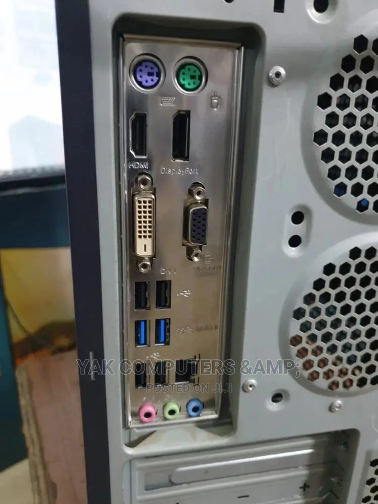Desktop Computer Asus 12GB Intel Core I7 HDD 1T