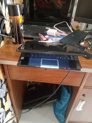 Laptop Advent 5311 2GB Intel Atom HDD 160GB