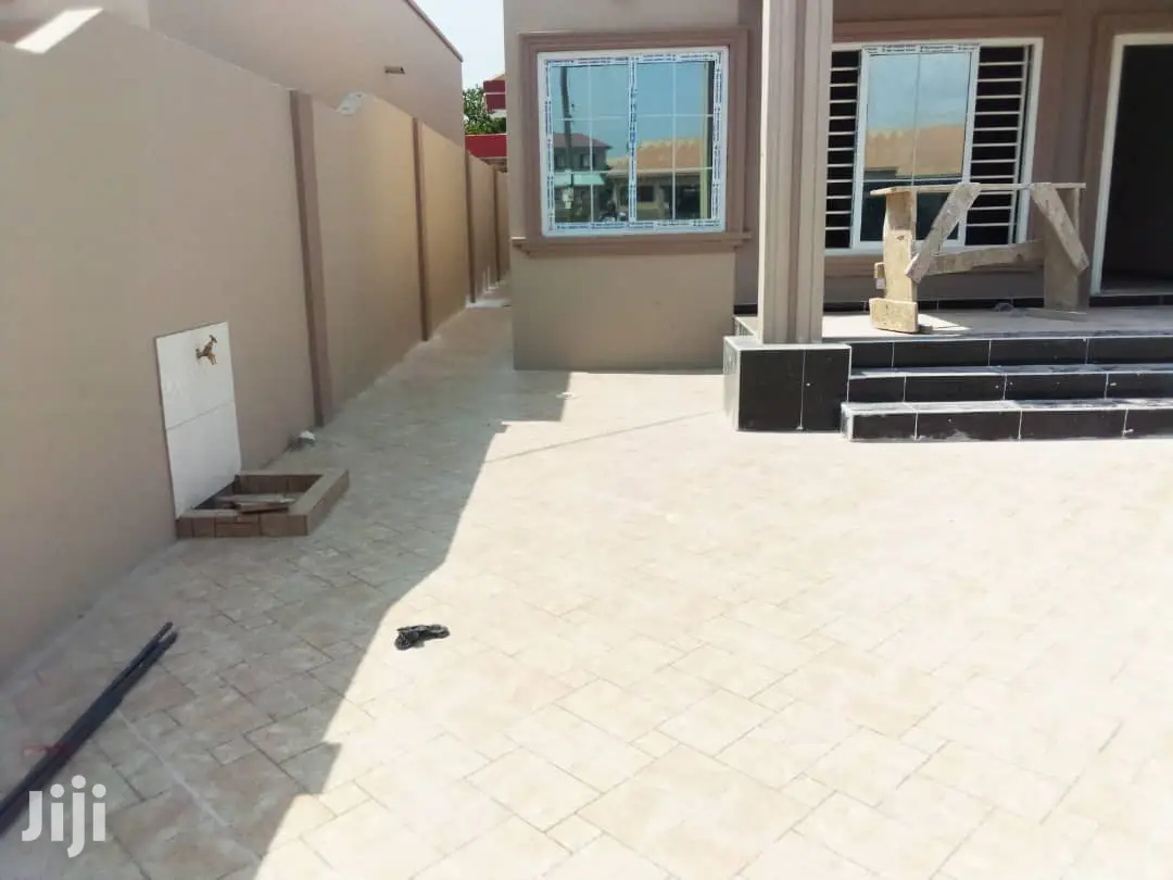 4bdrm House in Spintex for Sale