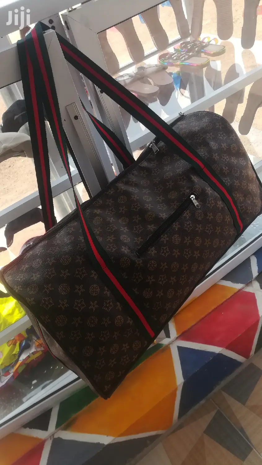 Quality Duffel Traveling Bag