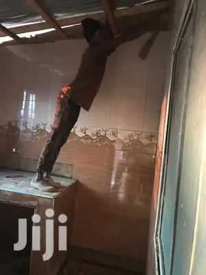 Tiller ( Dubai Professional Tiler and Plumbing