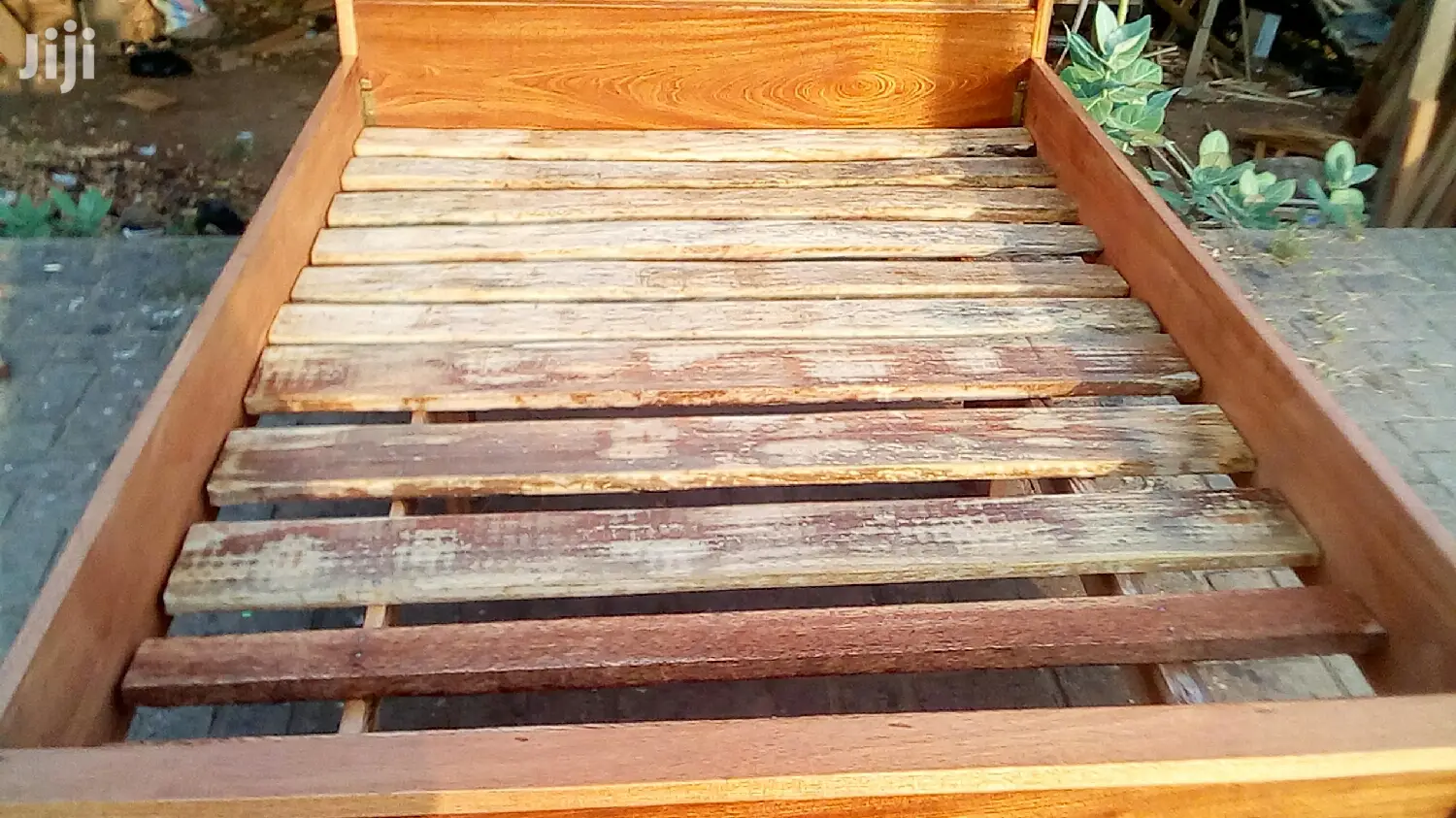 Red Wood Double Bed 54/75