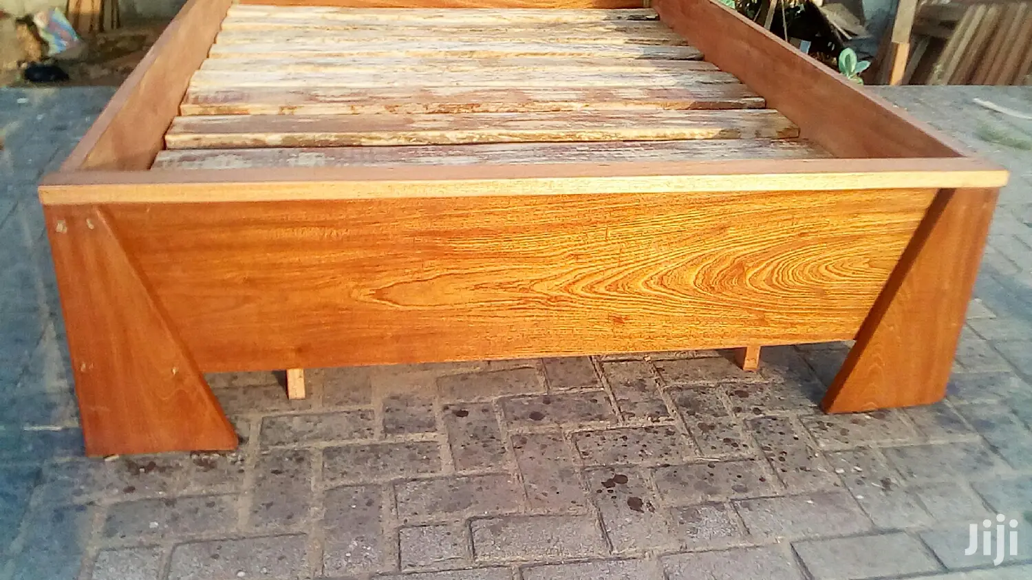 Red Wood Double Bed 54/75