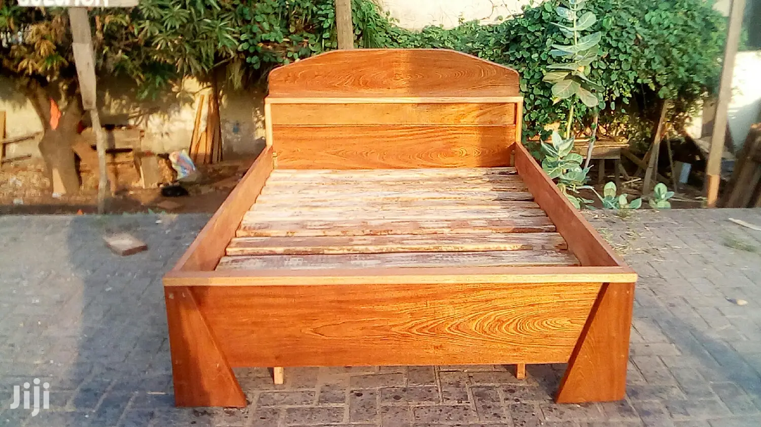 Red Wood Double Bed 54/75
