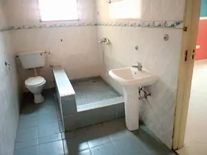 2bdrm Apartment in Hfc Estate, Spintex for rent