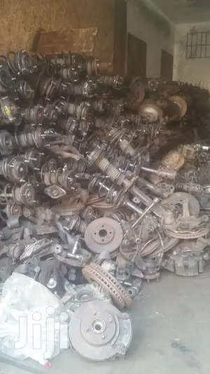 Foreign Used Shocks and Hubs