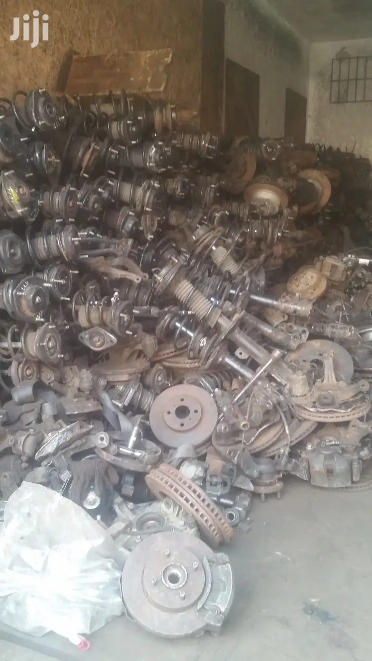 Foreign Used Shocks and Hubs