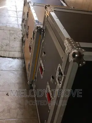 JAC 14U Amplifier Rack