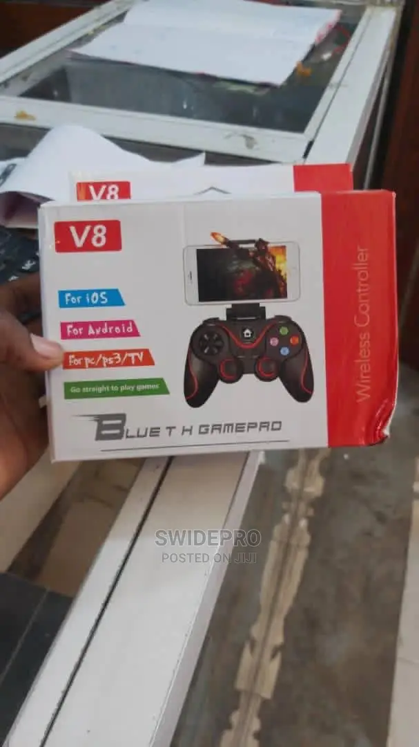 V8 Wireless Game Pad for Phones