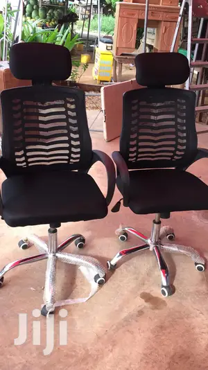 Swivel/Office Chair With Head/Neck Rest