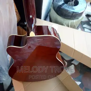 Semi-Acoustic Guitars for Sale(YAMAHA)