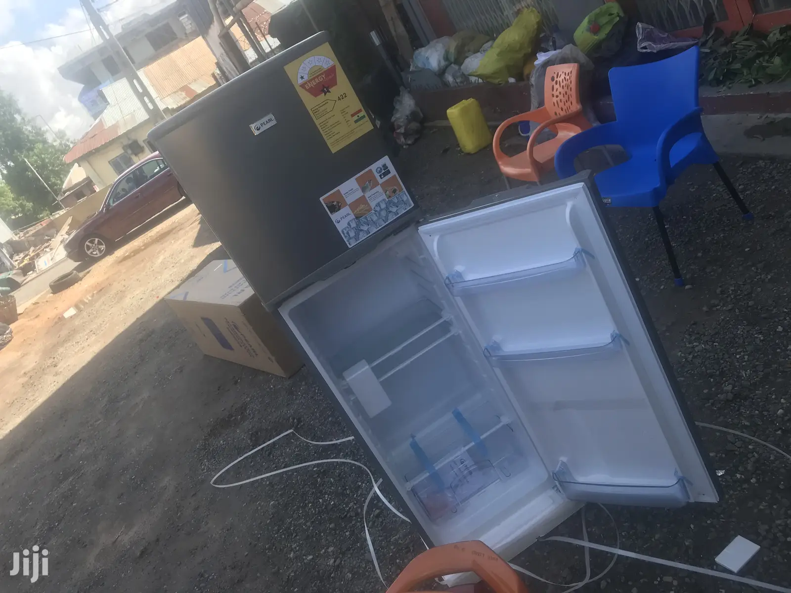 New Top Freezer Nasco NASF2-22 Double Door Refrigerator