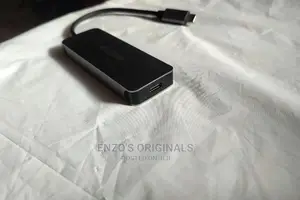 USB-C to 4 Port USB-C Expander or Hub Sitecom Branded.