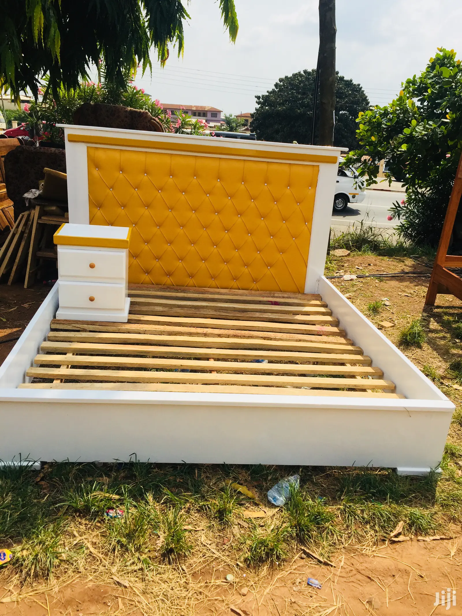 Double Bed