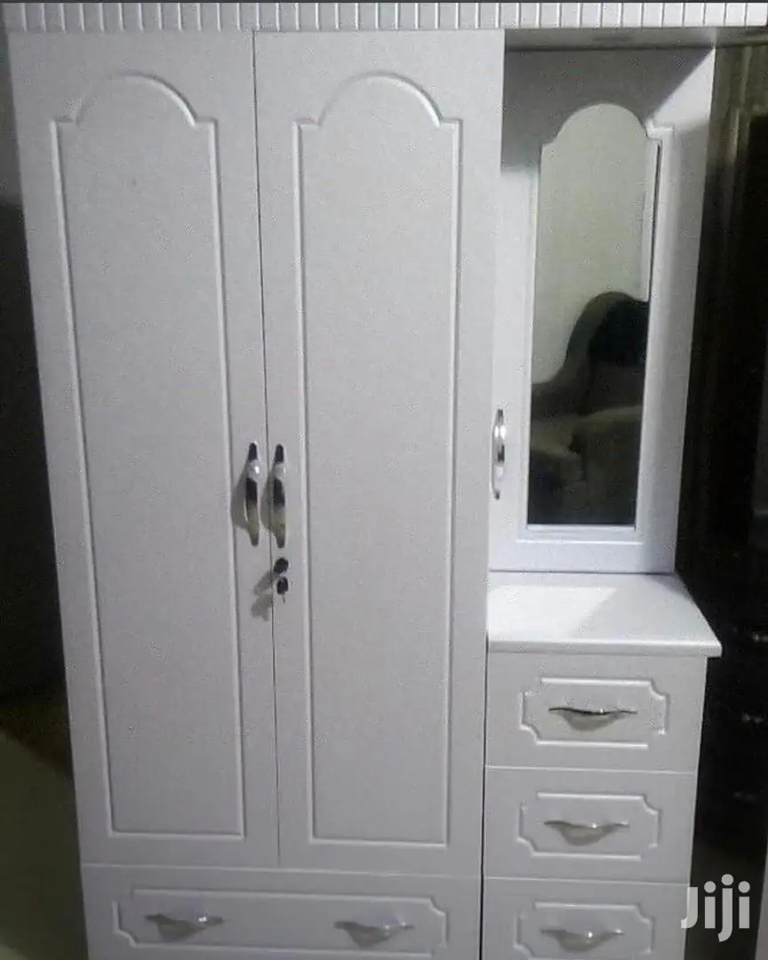 Italian Wardrobe+Dresser. Free Delivery