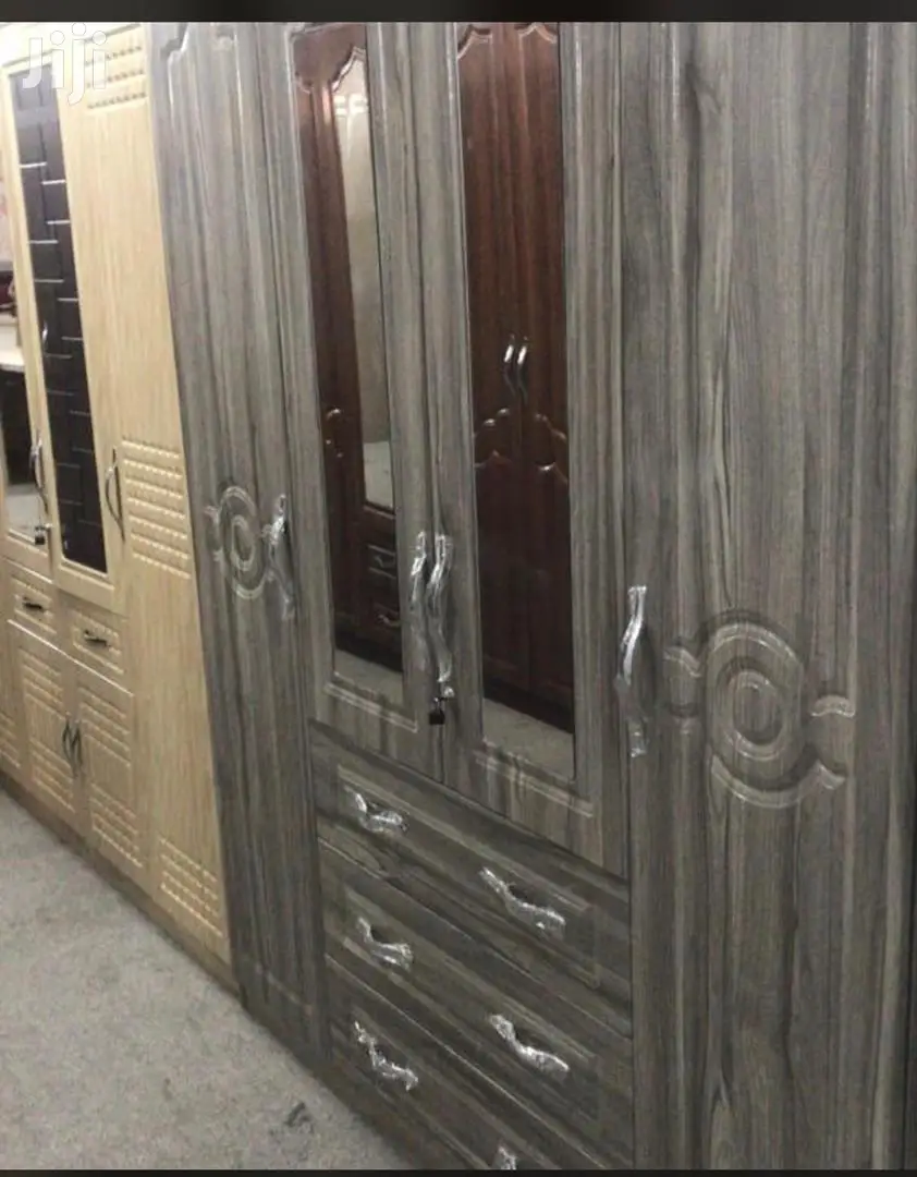 Strong 4in2 Wardrobe. Free Delivery