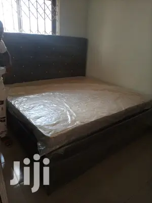 Quality Kingsize Bed With Matress . Free Delivery