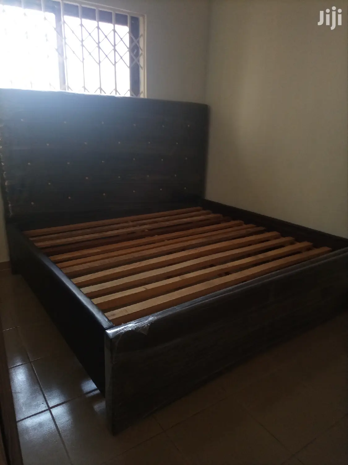 Modenized King-Size Bed . Free Delivery