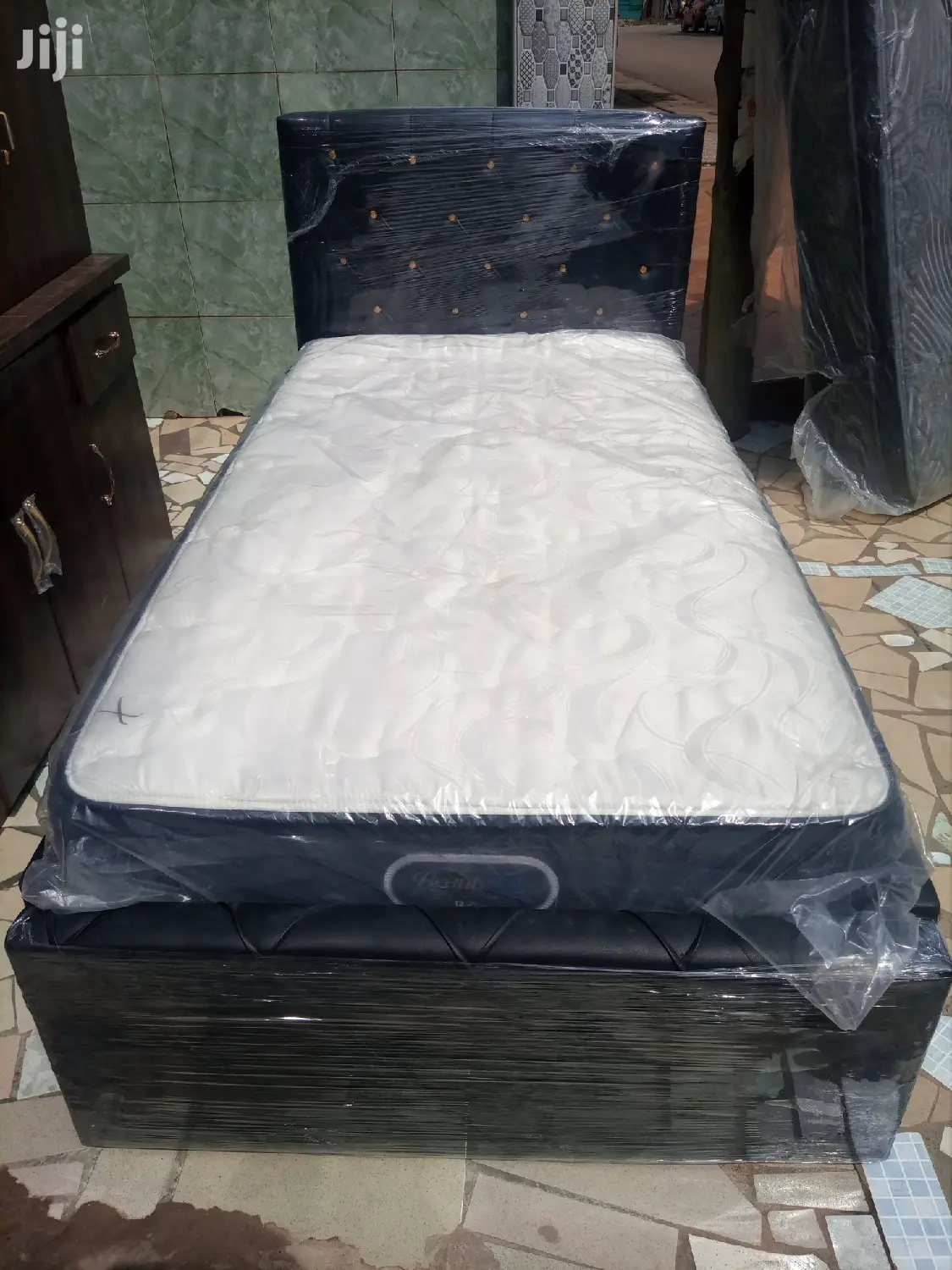 Lovely One and Half Bed With Matress Free Delivery