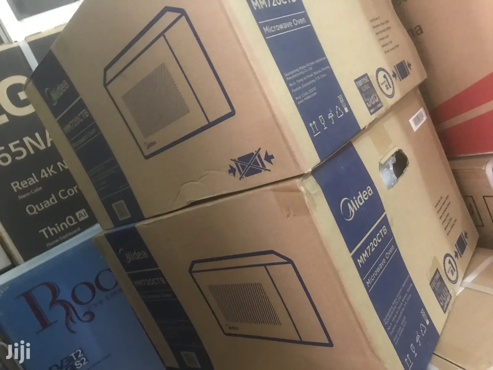 Best Midea MM720CTB Microwave Oven - 20 Litre White