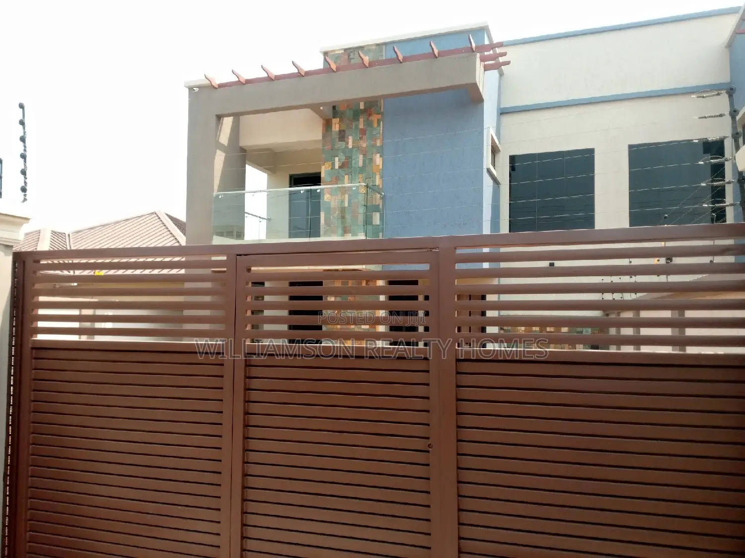 5bdrm House in Hfc Estate Area, for sale