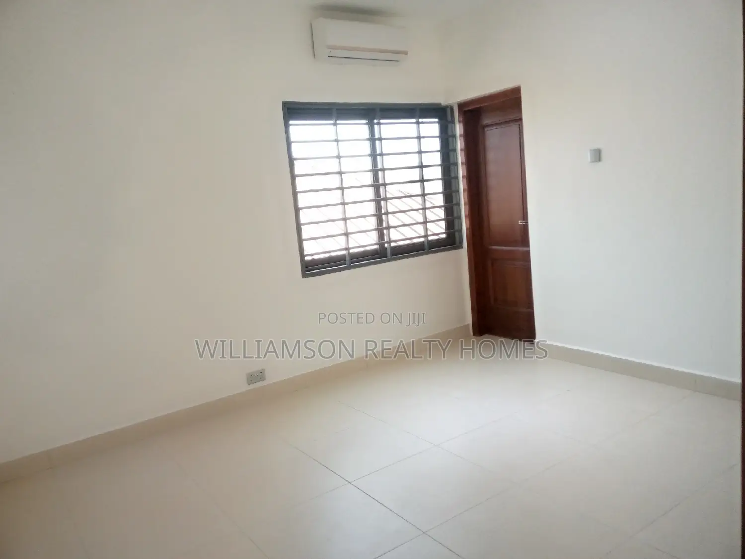 5bdrm House in Hfc Estate Area, for sale