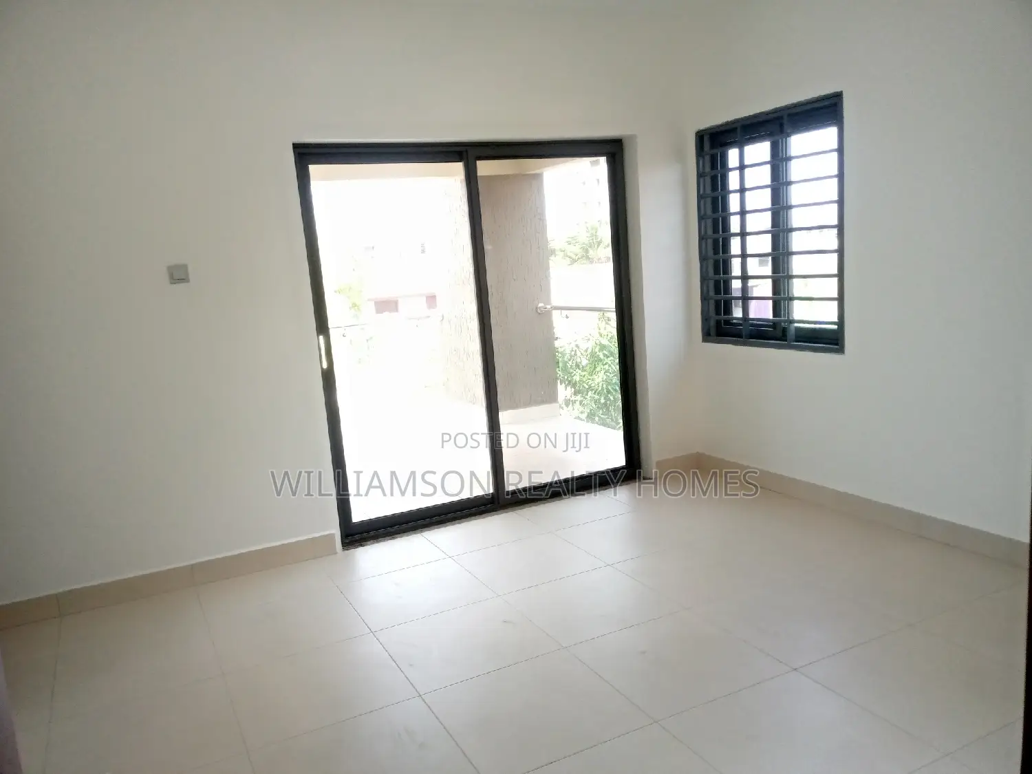5bdrm House in Hfc Estate Area, for sale