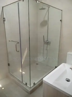 5bdrm House in Hfc Estate Area, for sale