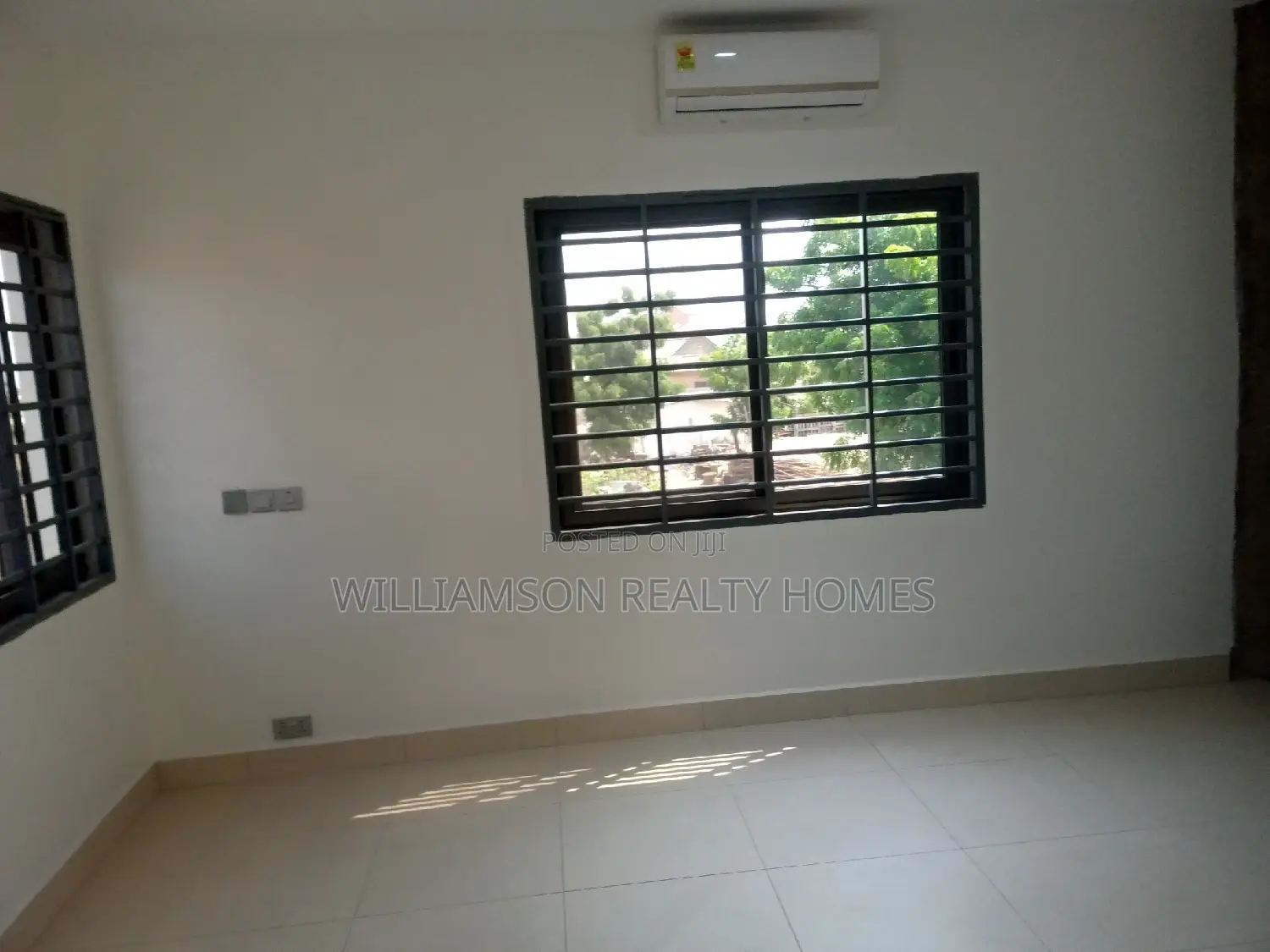 5bdrm House in Hfc Estate Area, for sale