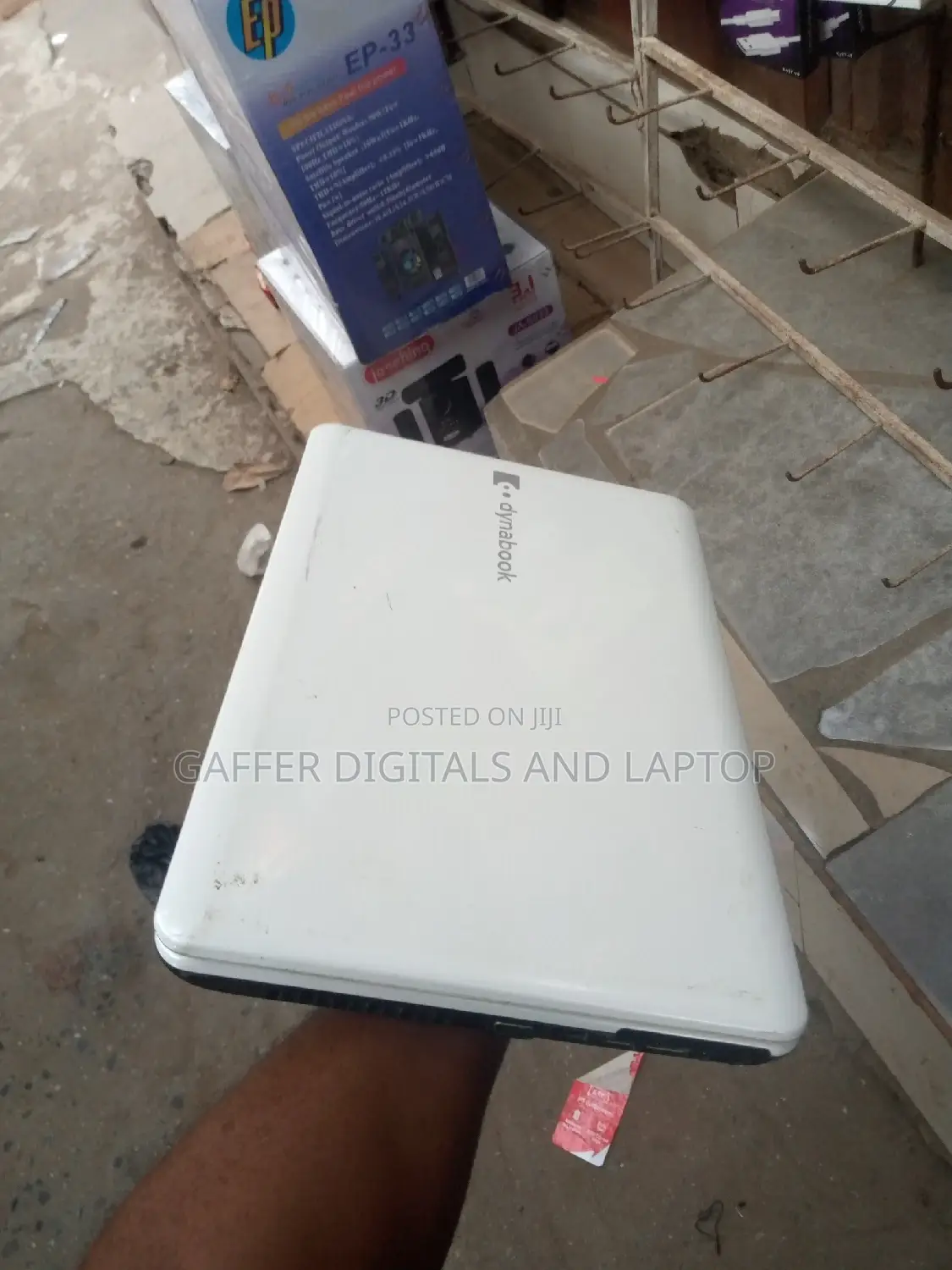 New Laptop Toshiba Satellite C55 4GB Intel Core 2 Duo HDD 250GB