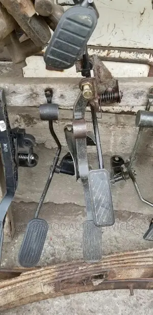 Accelerator Pedals For All Cars