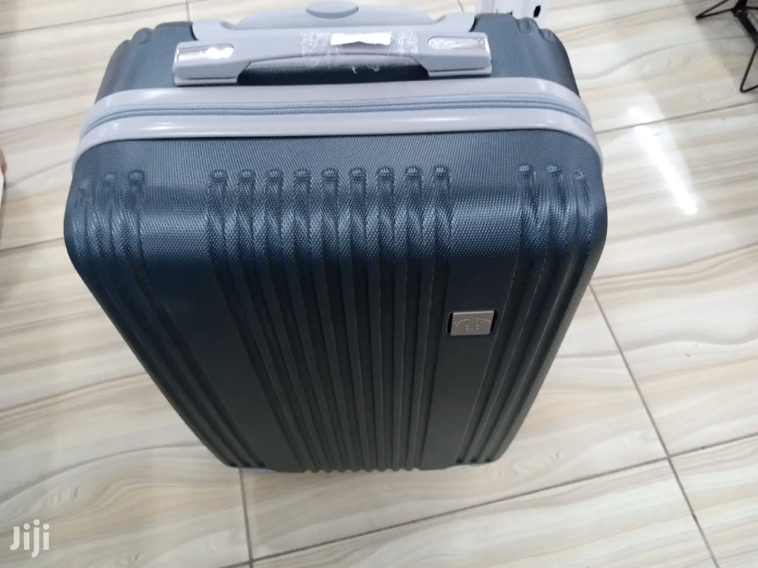 Traveling Bags For Sale